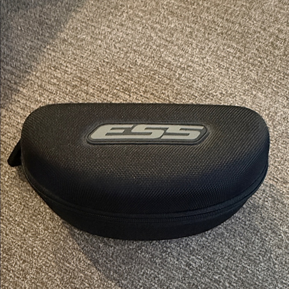 ESS Protective Sunglasses Case in Black